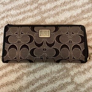 Coach Poppy Wallet